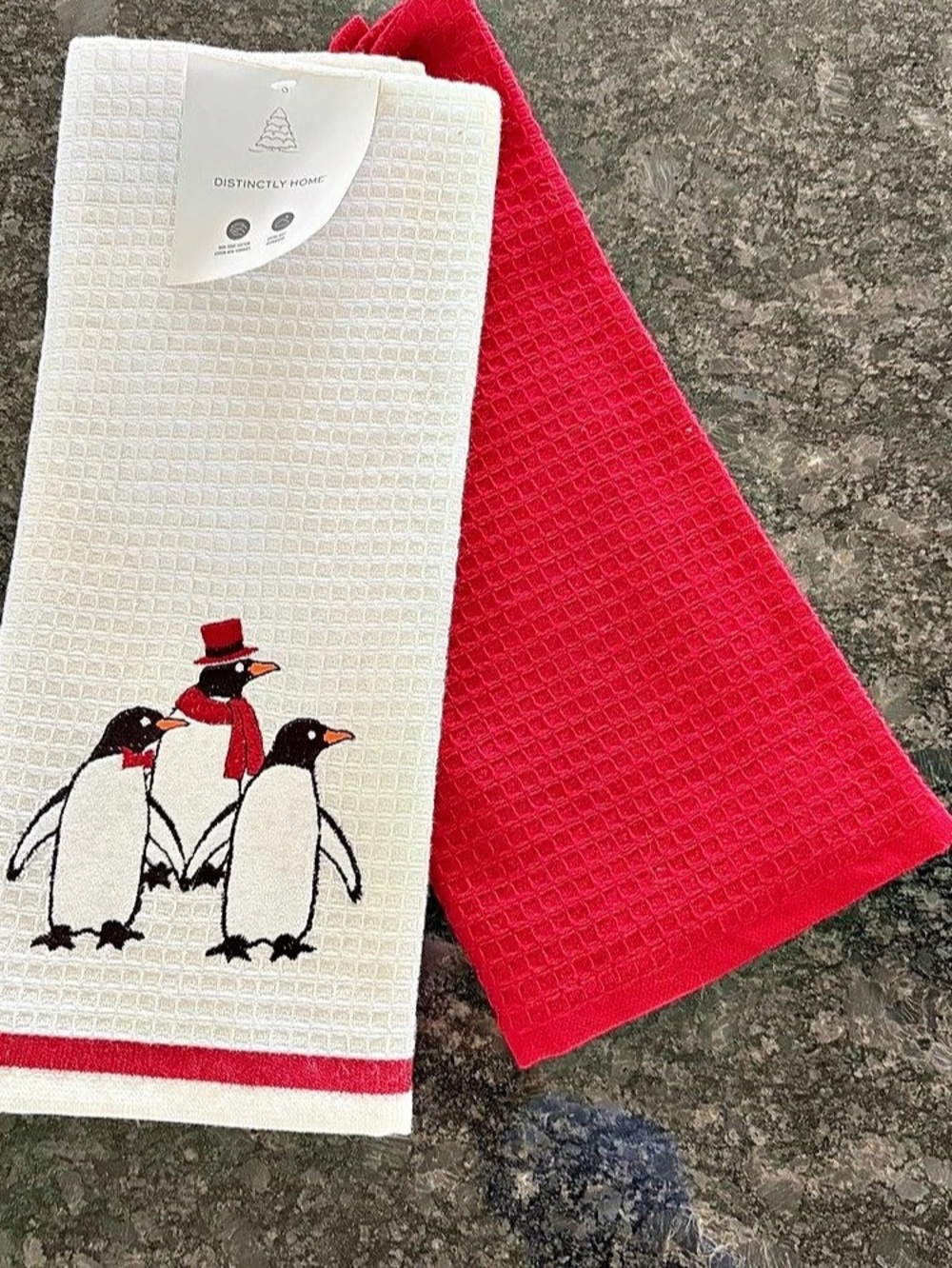 Penguins Tea Towel Set   NWT
